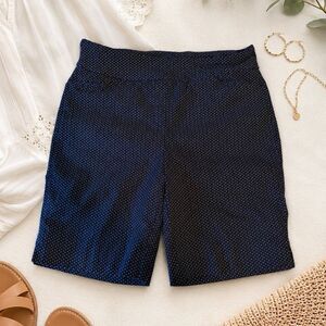 Hilary Radley Women’s M Navy Dotted Pull-On Bermuda Shorts Rayon Stretch